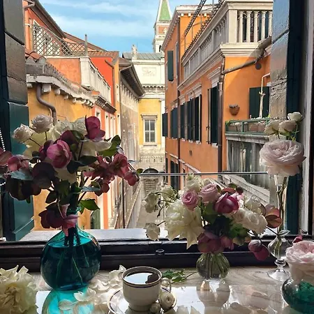 Corona San Marco Apartment Venecia Exterior foto